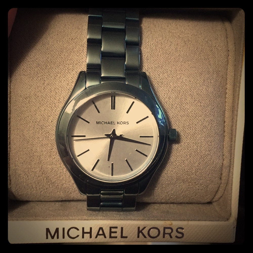 RARE BRAND NEW IN BOX BLUE MICHAEL KORS WATCH
